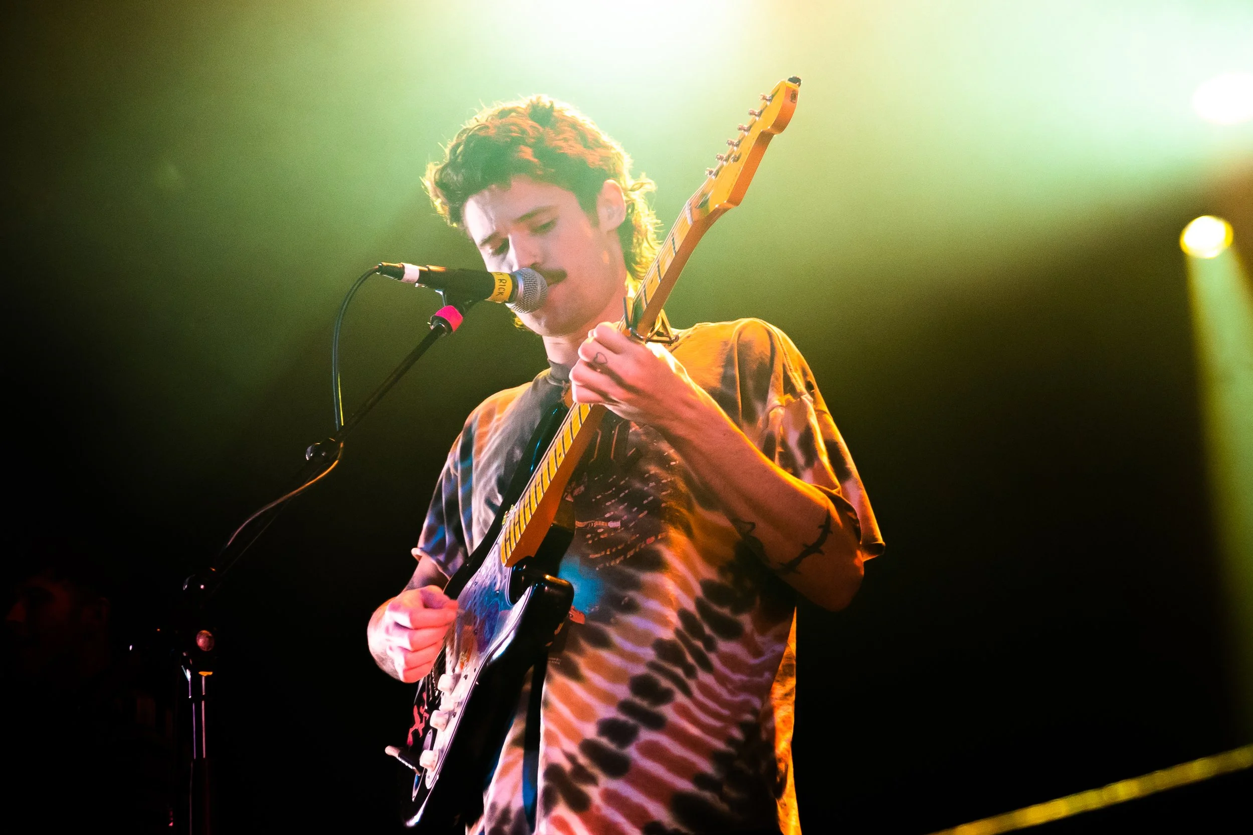Mom Jeans. live in concert